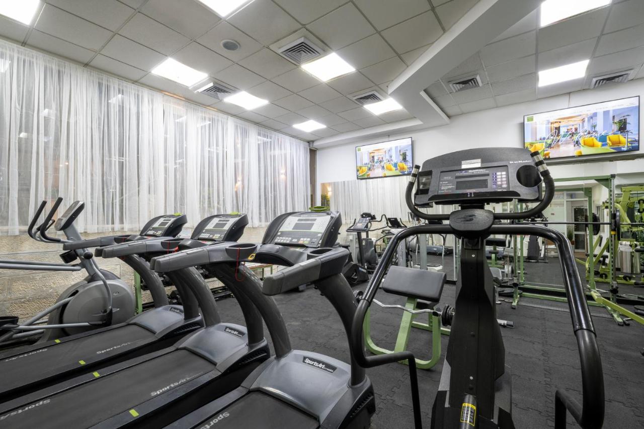 Vert Hotel Eilat By Afi Hotels Exterior foto The gym at the University of Law, Birmingham